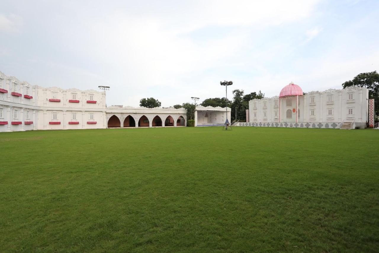 Oyo 18965 Parampara Garden Dharmpura Экстерьер фото